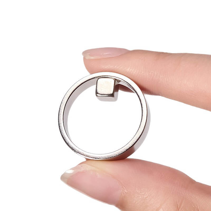 Ring Cat Eye Nail Magnet Tool – Circular Magnetic Tool for Cat Eye Gel Designs