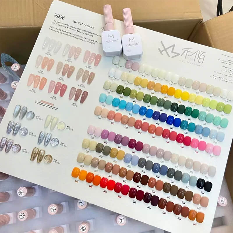 Nail color chart with nail polish bottles Set